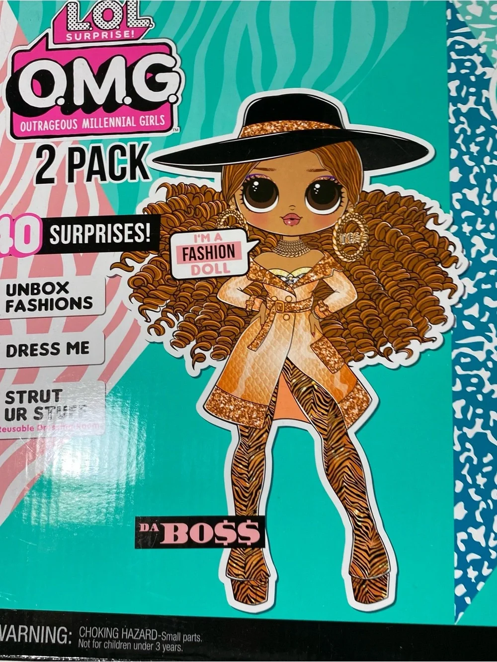 L.O.L. Surprise! Teal and Pink Series 3 Bo$$ Class Prez Chillax Roller